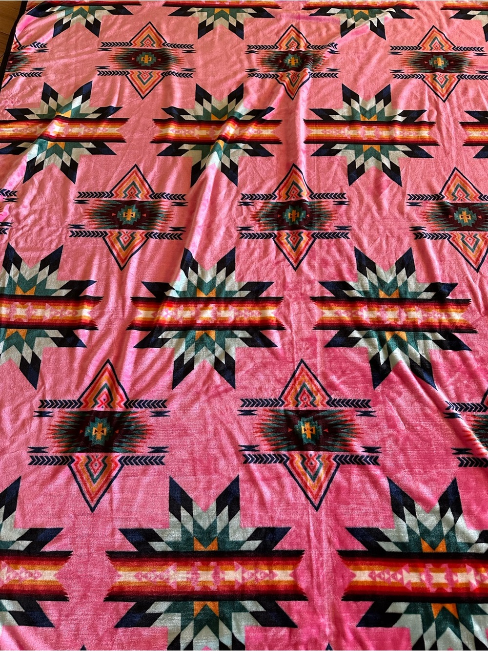 Full size 76” x 84” reversible plush blanket